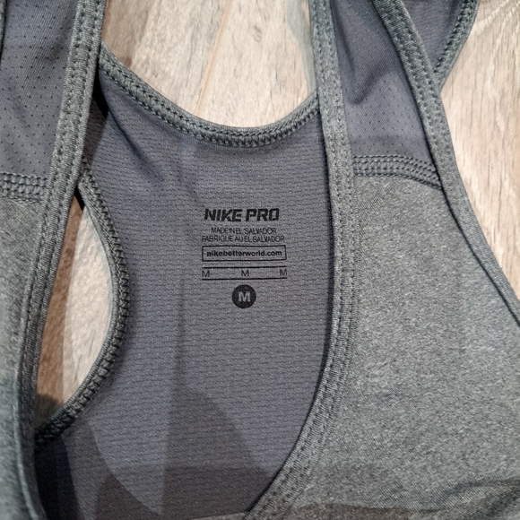Nike pro gym camisole extensible - Picture 3 of 3